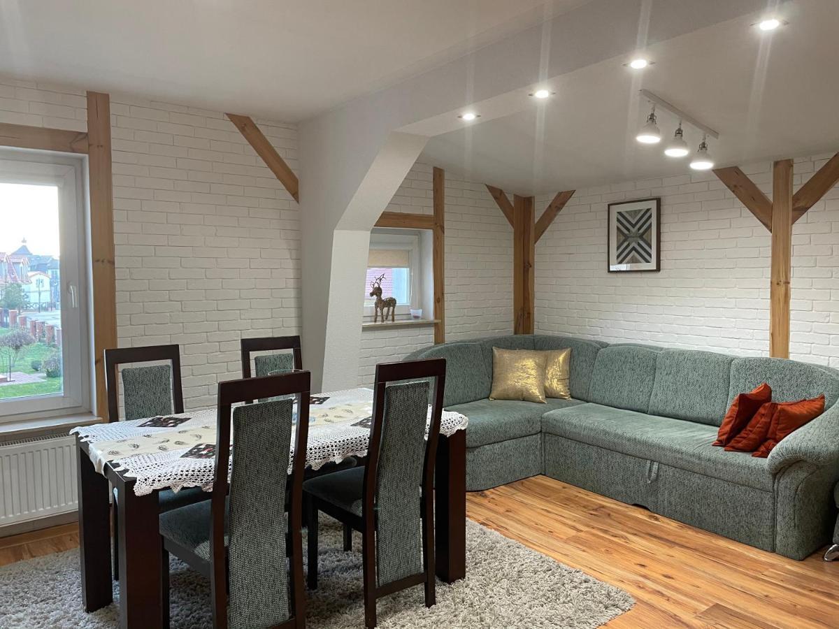 Apartament Przy Ulicy Zaruskiego Blisko Plazy Ustka Exterior photo